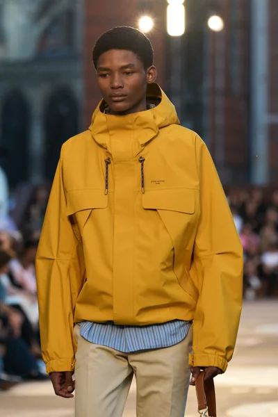 Look 101